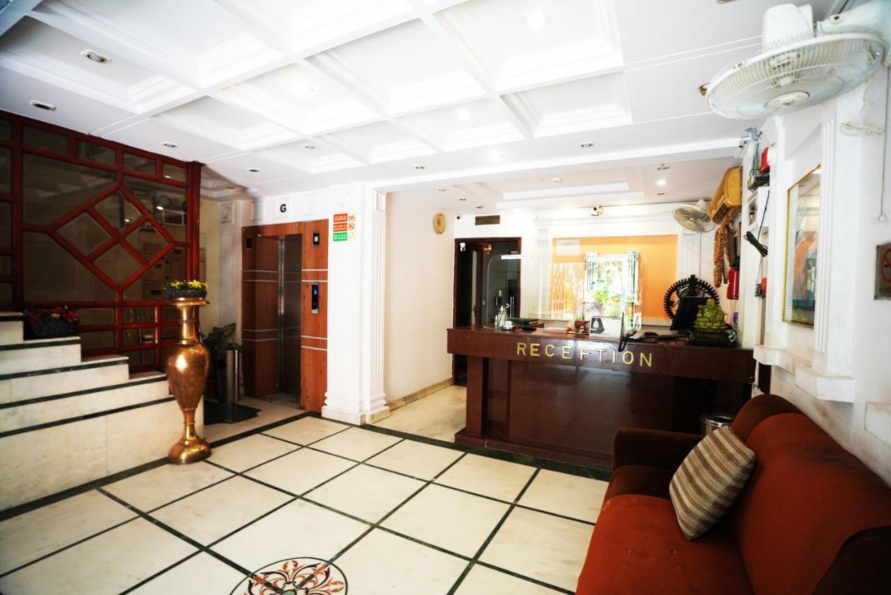 Hotel Classic ニューデリー エクステリア 写真